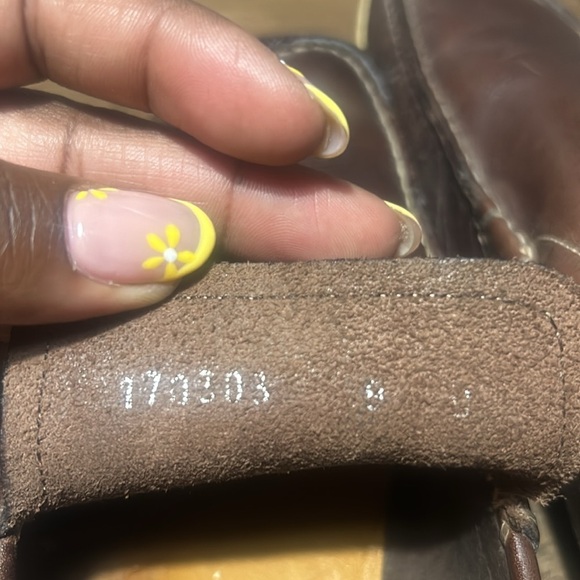 Authentic Gucci black leather shoes Size 8 - Picture 8 of 10